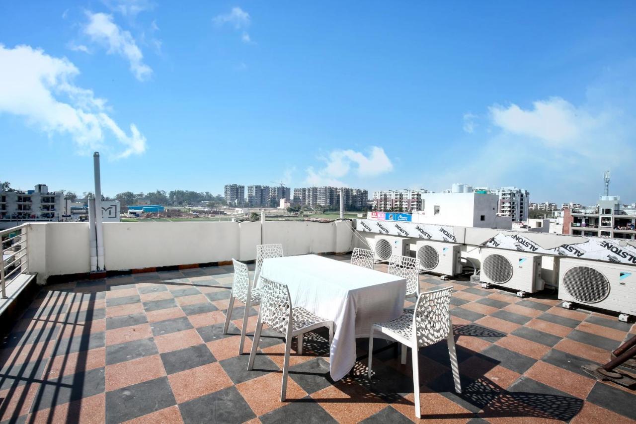 Hotel Woodcrest Zirakpur Chandigarh - Luxury Rooms Exterior photo