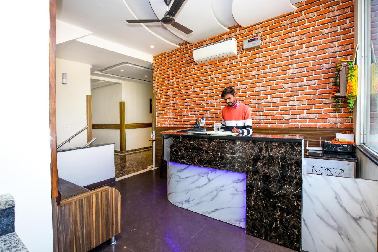 Hotel Woodcrest Zirakpur Chandigarh - Luxury Rooms Exterior photo