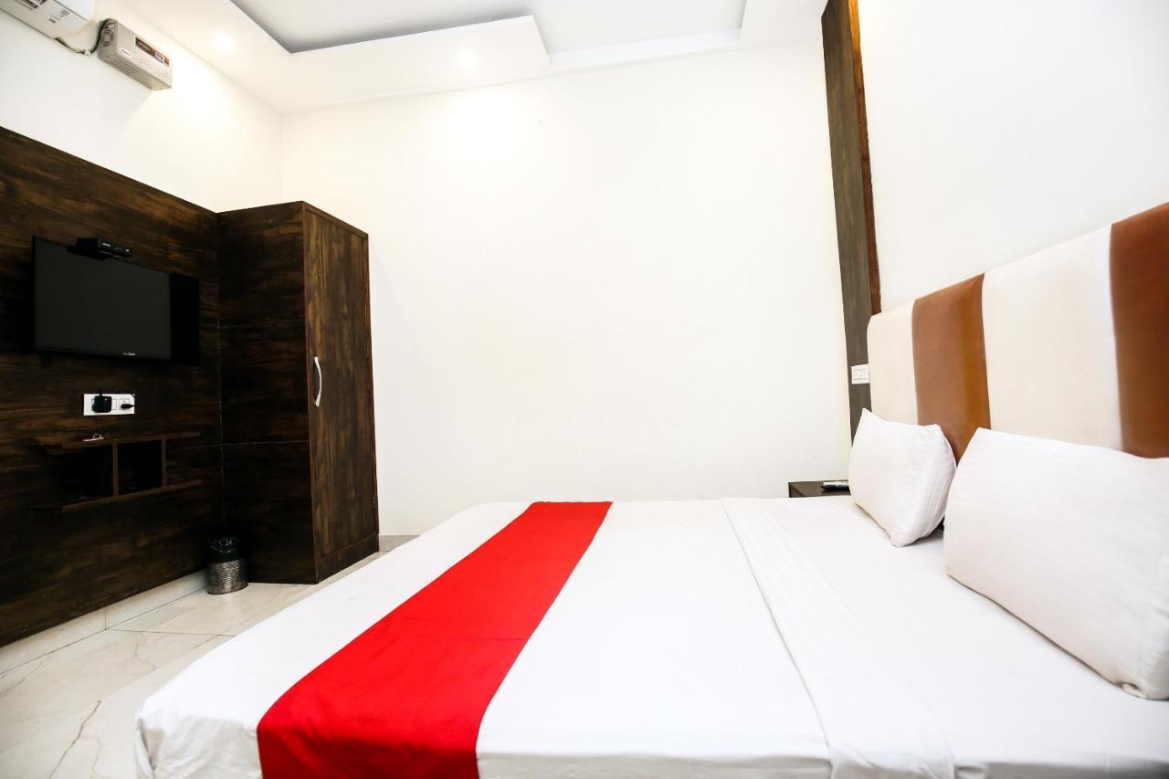 Hotel Woodcrest Zirakpur Chandigarh - Luxury Rooms Exterior photo